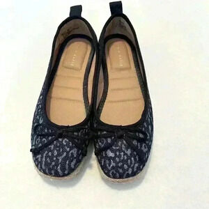 Kelly & Katie espadrille flat shoes EUC size 6 navy/denim animal print